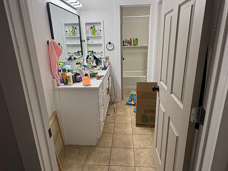 1618 Windmill Ln — Photo 12