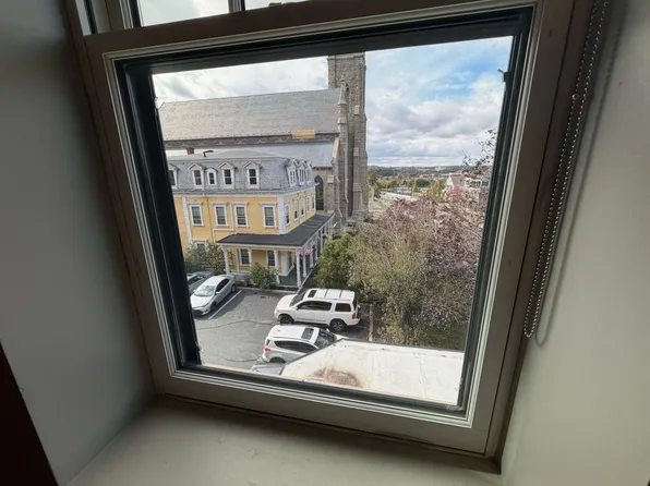 530 Broadway Apartments