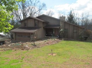 1417 Golf Course Rd, Newport, TN 37821