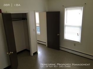 464 2nd Ave #301, Woonsocket, RI 02895