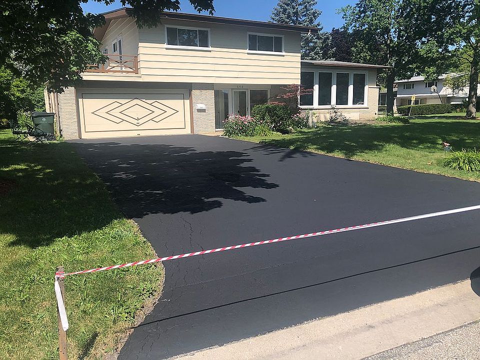 1st image of 648 Fairway Dr