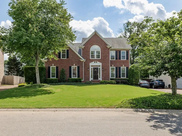 517 Ridgestone Dr, Franklin, TN 37064