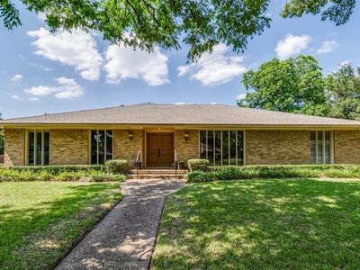 4245 Royal Ridge Dr, Dallas, TX, 75229