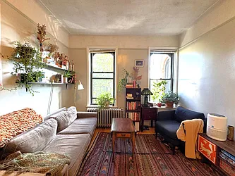 59-21 Woodbine Street, #3L