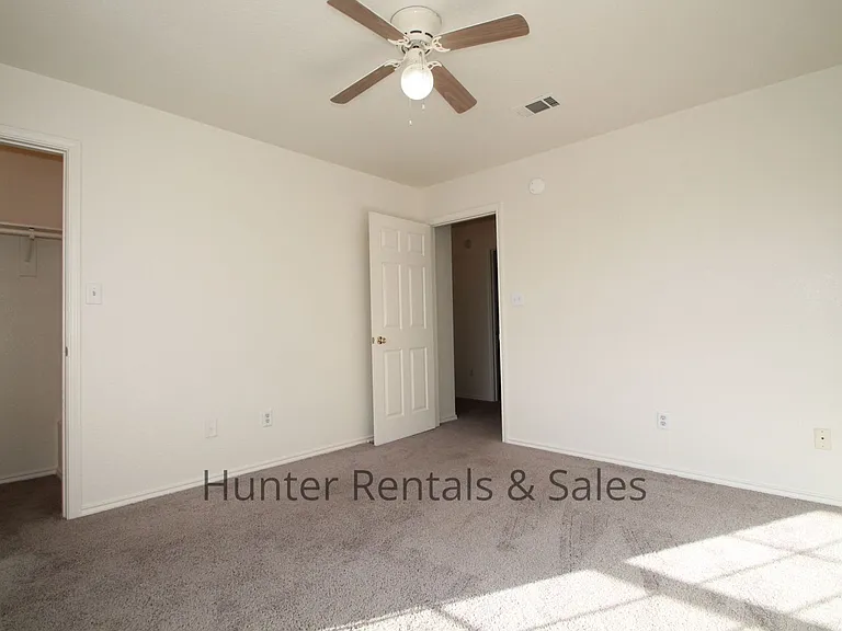 2809D Leroy Cir — Photo 15