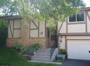 7525 Zinnia Way, Maple Grove, MN 55311