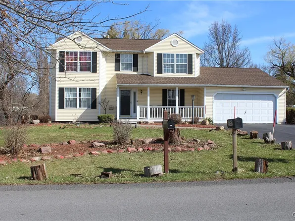 8752 Honeycomb Path, Cicero, NY 13039