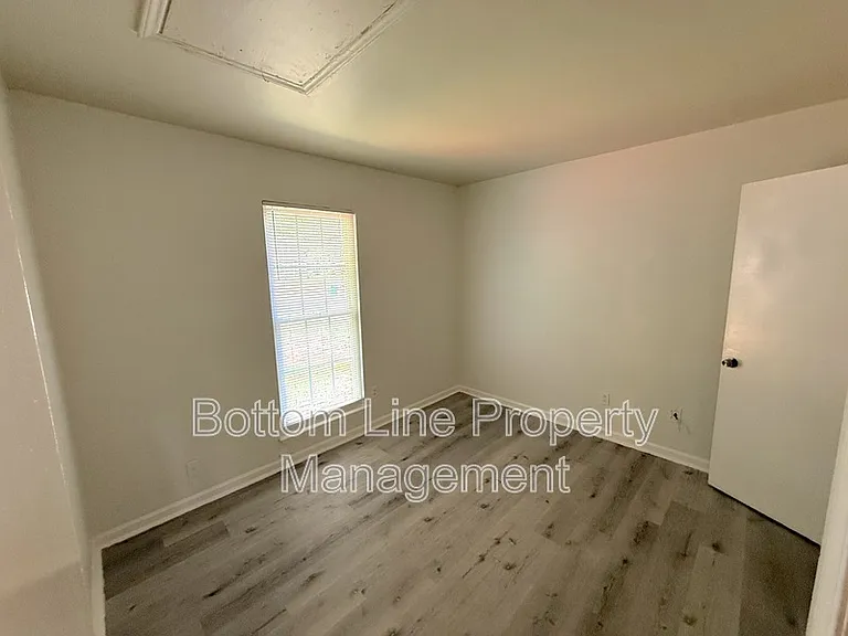 5522 Great Wagon Rd — Photo 7