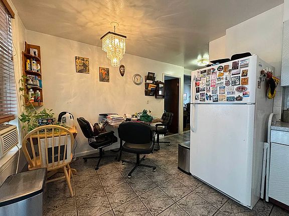 4th image of 30-31 48th St #1