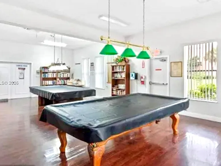 2841 Somerset Dr #215 — Photo 46