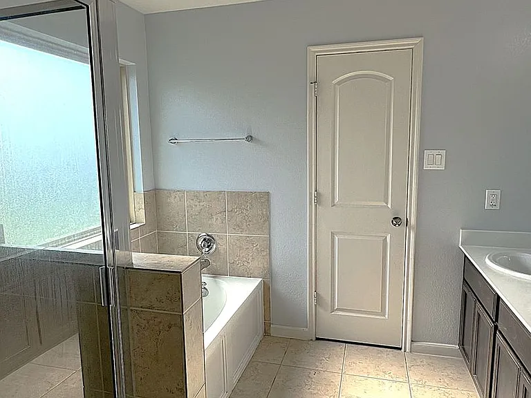 15631 Marble Bluff Ln — Photo 22