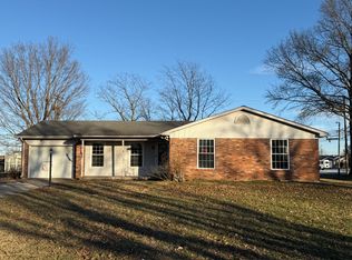 104 Roan Rd, Versailles, KY 40383