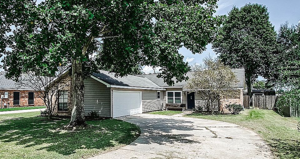 1st image of 500 Kirkwood Ln