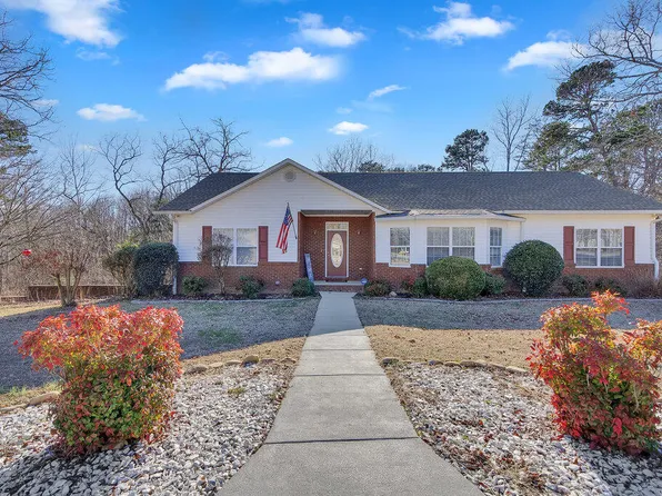 946 Tommie Ln, Soddy Daisy, TN 37379