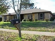 1st image of 3162 Crest Dr