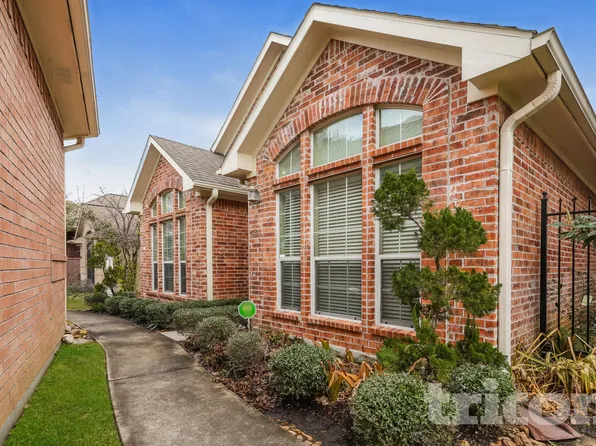 6855 Tournament Dr, Houston, TX 77069