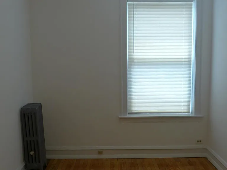 437 S Scoville Ave — Photo 15