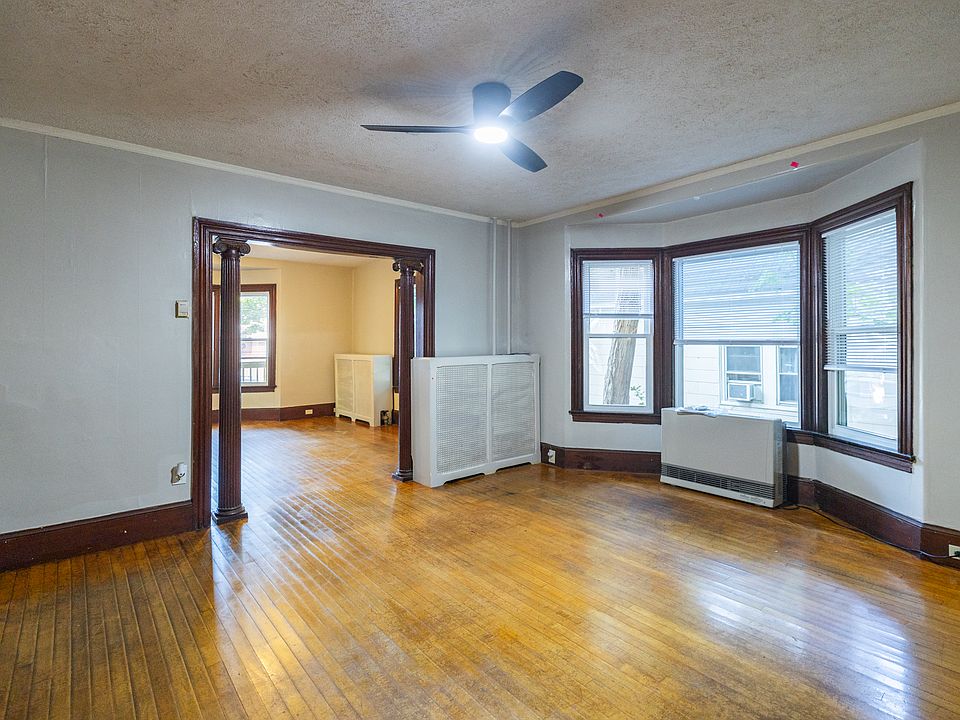 1st image of 14 Elm St #1