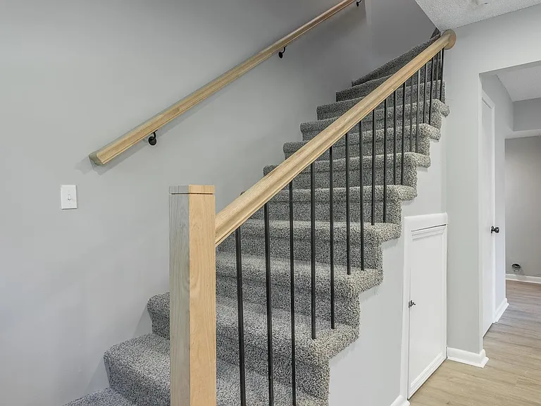 Stairs to Bedrooms and Full bath