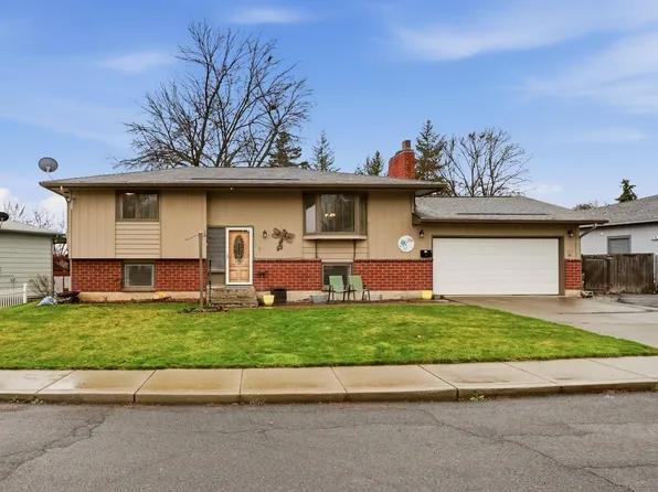 216 Gregory Dr, Cheney, WA 99004