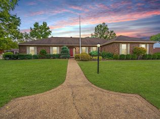 8421 Newbury Rd, Evansville, IN 47725