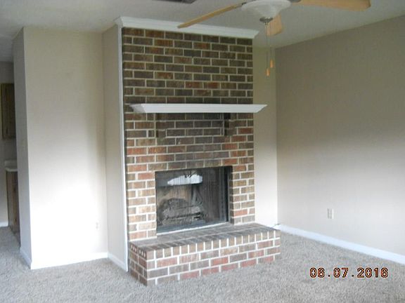 4th image of 6118 Pam Ave