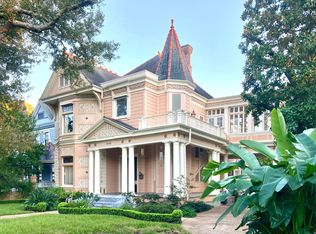 1535 Nashville Ave #1, New Orleans, LA 70115