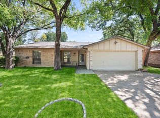 5607 Honey Locust Trl, Arlington, TX 76017