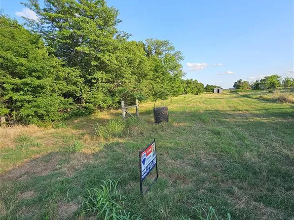 15907 SE Woodlawn Rd, Lawton, OK 73501