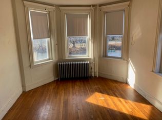 235 Park Dr APT 21, Boston, MA 02215