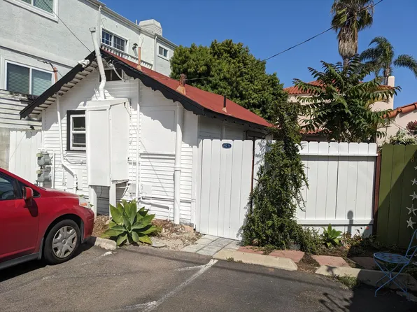 862 1/2 C Ave, Coronado, CA 92118