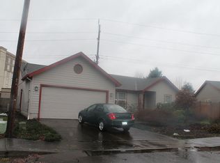 641 Nicholas Dr, Springfield, OR 97477