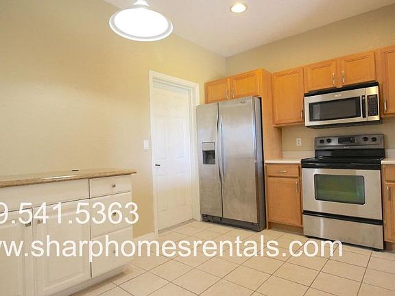 3rd image of 2420 Laurentina Ln