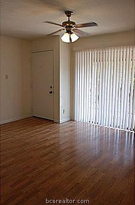 4th image of 904 University Dr #152