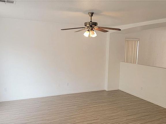 3rd image of 4766 Englewood Ave