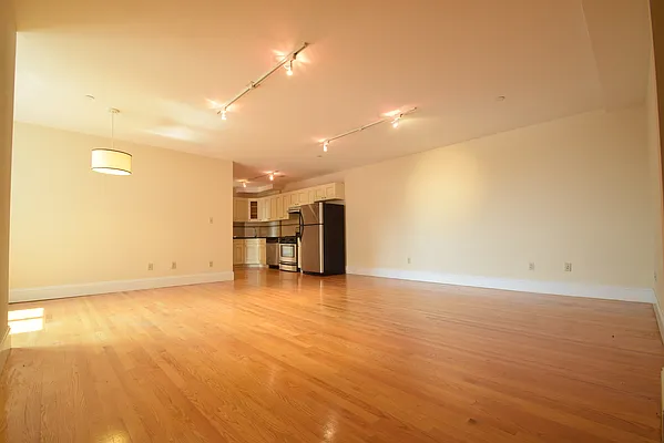 Rented by Urban Realty NYC | media 9