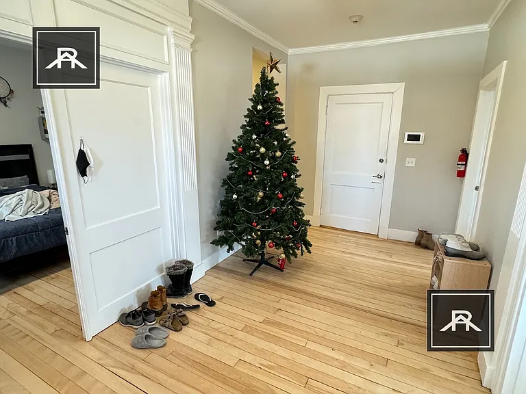 1282 Commonwealth Ave #7 — Photo 2