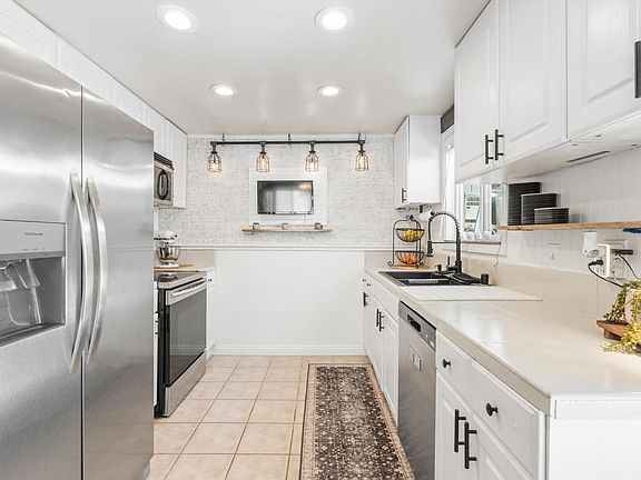 5th image of 2515 Merrychase Dr APT F