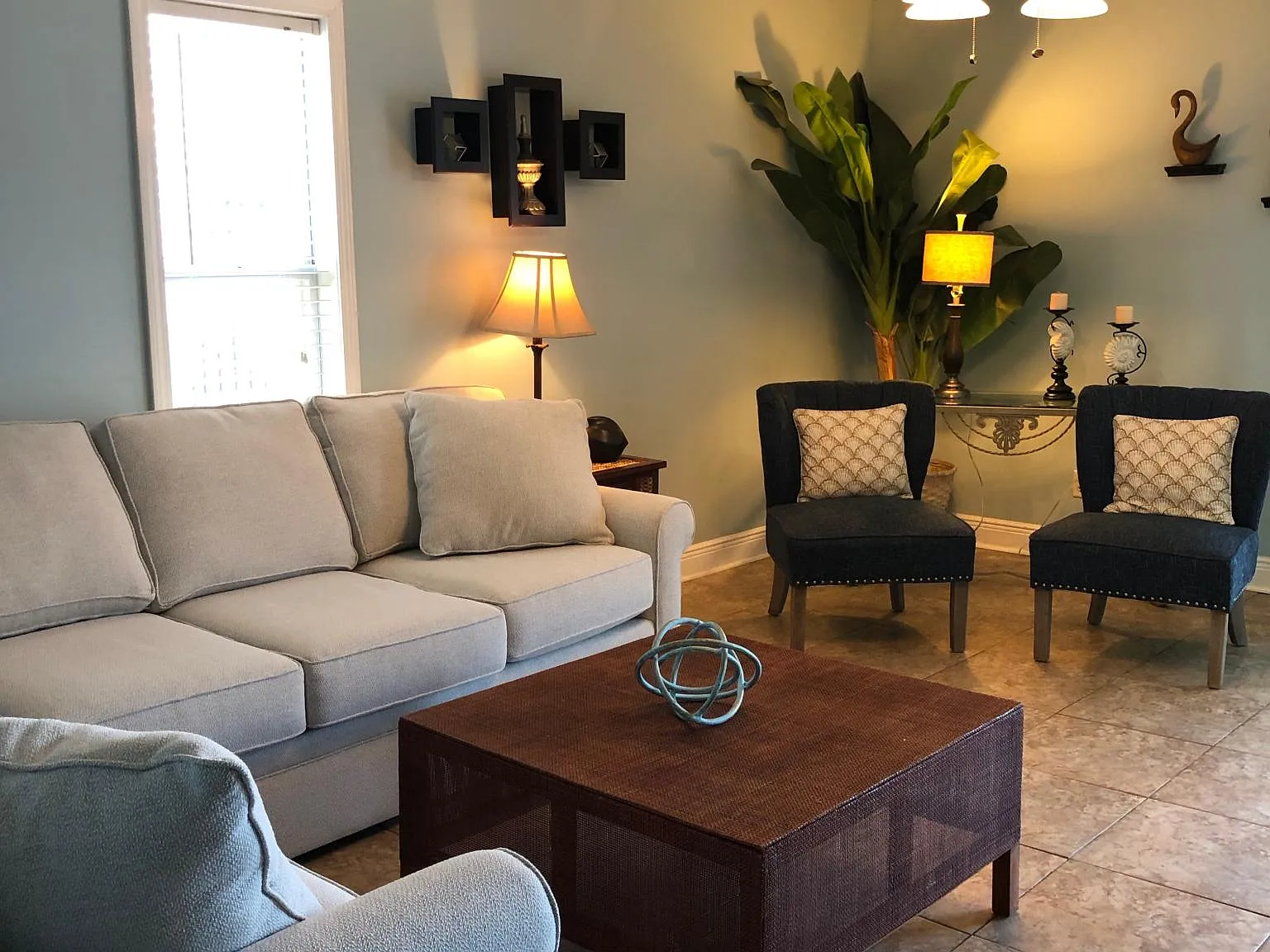 1 bed, 800 sqft, $1,800 — Photo 1