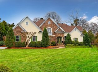11107 Pine Valley Club Dr, Charlotte, NC 28277