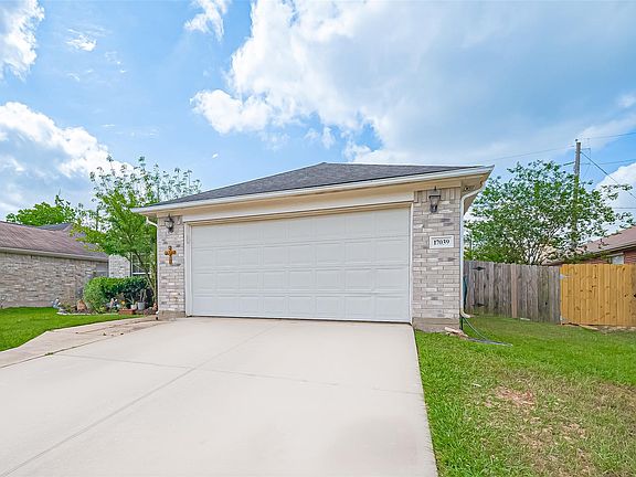 5th image of 17039 Gleneviss Dr