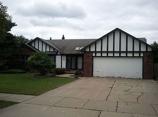 11362 Greendale St, Sterling Heights, MI 48312