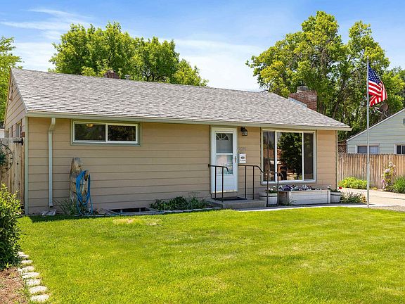 2nd image of 2074 11th Ave E