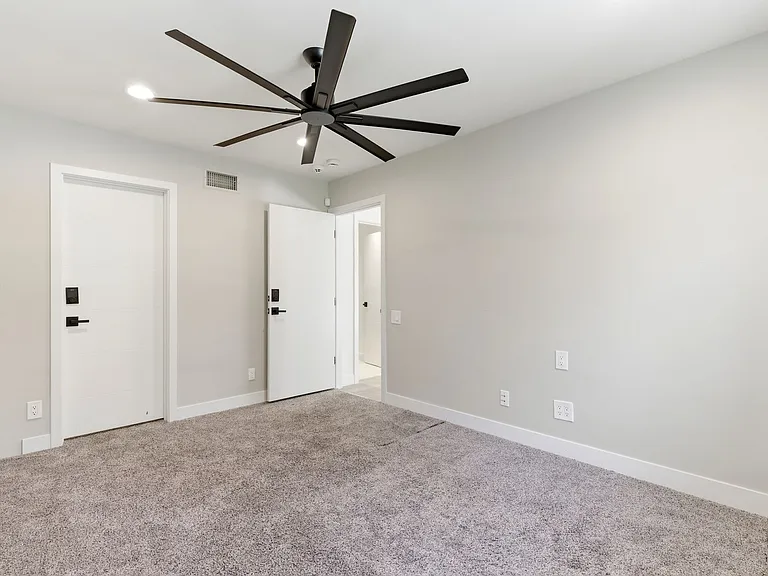 4520 Park Cordero — Photo 29