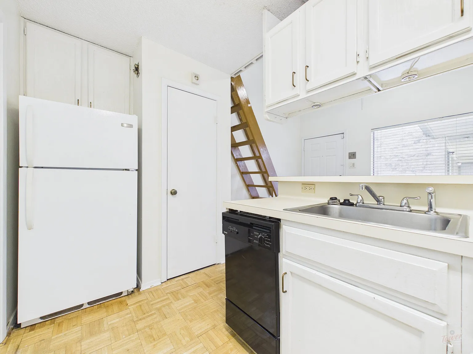 2815 Rio Grande St — Photo 4