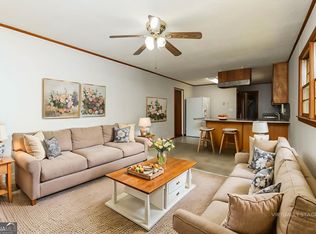 1255 Angelia Dr SW, Mableton, GA 30126