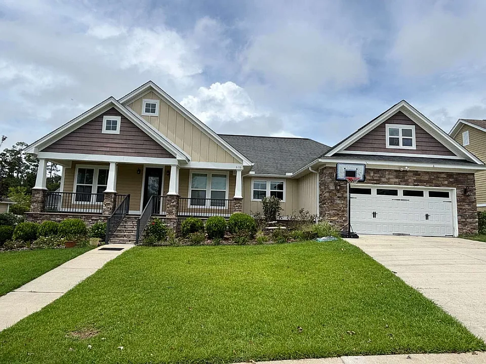 3170 Duxbury Ln