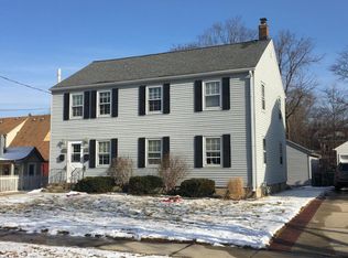 319 S 10th Ave #A, West Bend, WI 53095