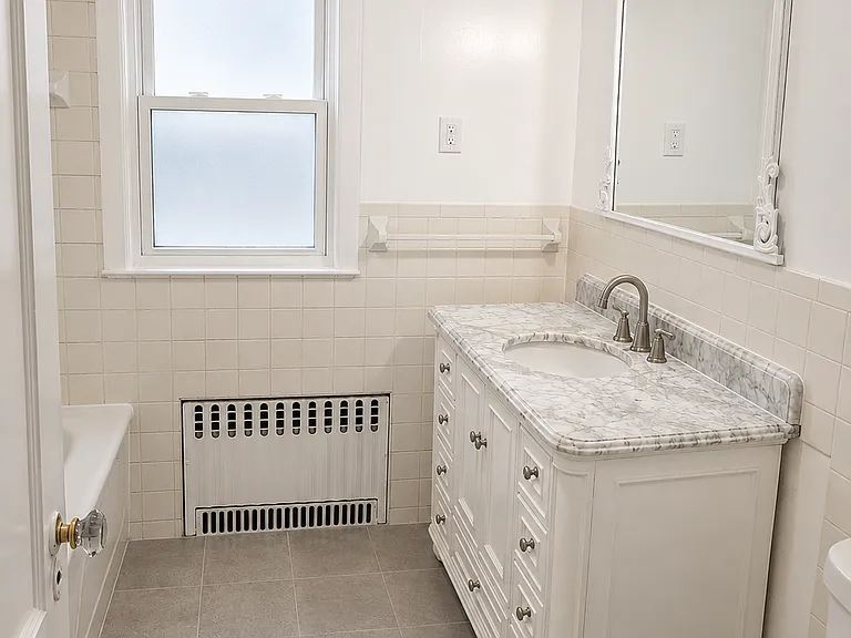 380 McKinley Ave #1 — Photo 7