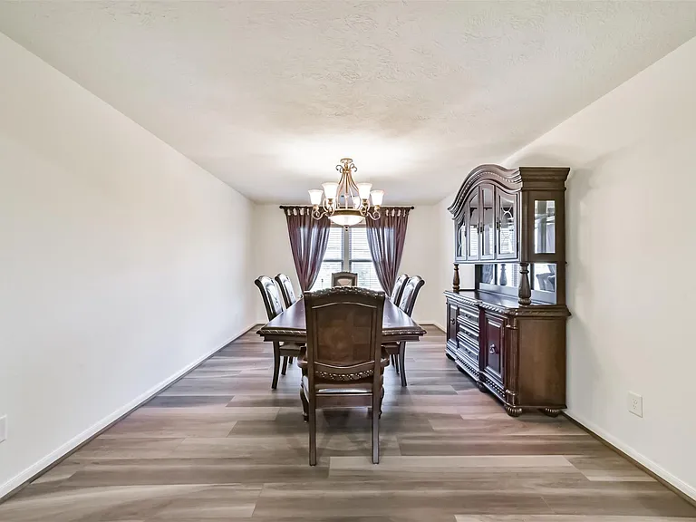25546 Kensington Lake Dr — Photo 23